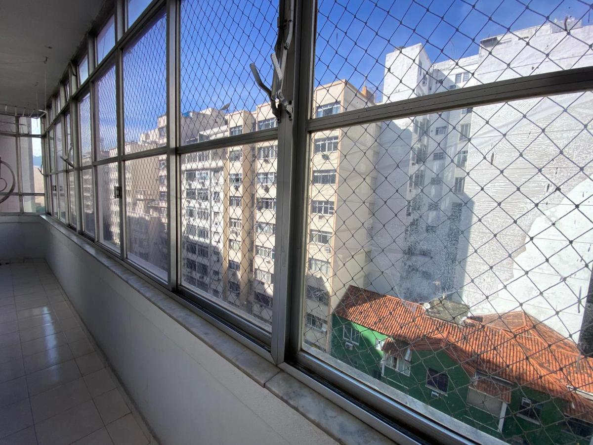 Copacabana ao lado do Metro Rio de Janeiro Exterior foto